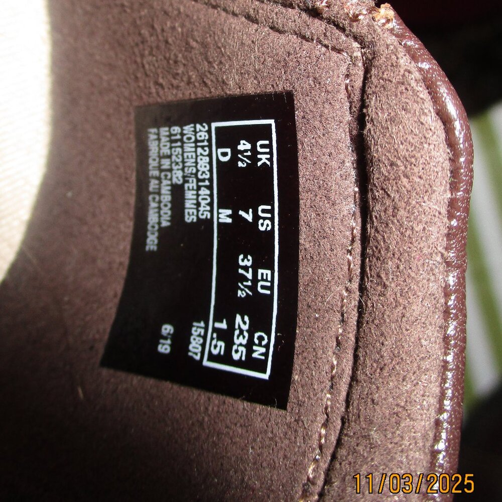 Clarks Collection Slip-ons - Picture 11 of 15